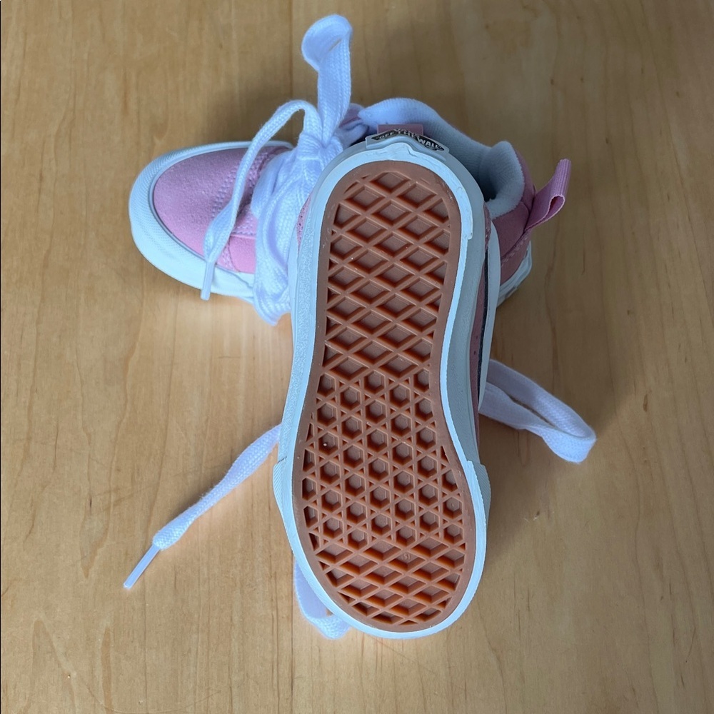 Vans Kids Sneakers in Pink and White New No Box - Picture 7 of 7